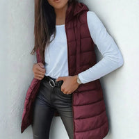 Frieda | Damen Puffer Weste mit Kapuze Ärmellose Lange Steppweste – Kastanienbraun