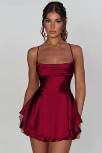 Amelie | Damen Satinoptik Rückenfreies Cocktailkleid Geraffter Taille Minirock – Brick Red