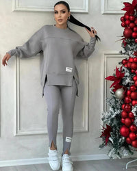 Damen Set mit Rundhals-Pullover und Leggings mit Kängurutasche – Grau