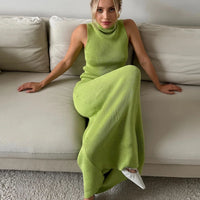 Damen Strick Set mit Ärmellosem Top Rollkragen und Maxirock – Grün