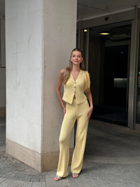 Damen Strick Set mit Ärmelloser Weste und Weitem Hosenbein – Gelb