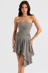 Damen Trägerloses Minikleid mit Raffung asymmetrischem Saum und Volantrock – Grau