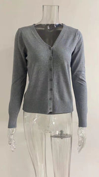 Amelie | Damen V-Ausschnitt Strickjacke Langarm Cardigan mit Knöpfen – Maximale Größe