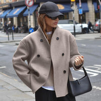Damen Zweireihige Kurzjacke mit Stehkragen und Kontrastknöpfen – Beige