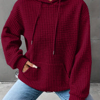 Léana™ | Texturiertes Kapuzen-Sweatshirt mit langen Ärmeln – Karmesinrot