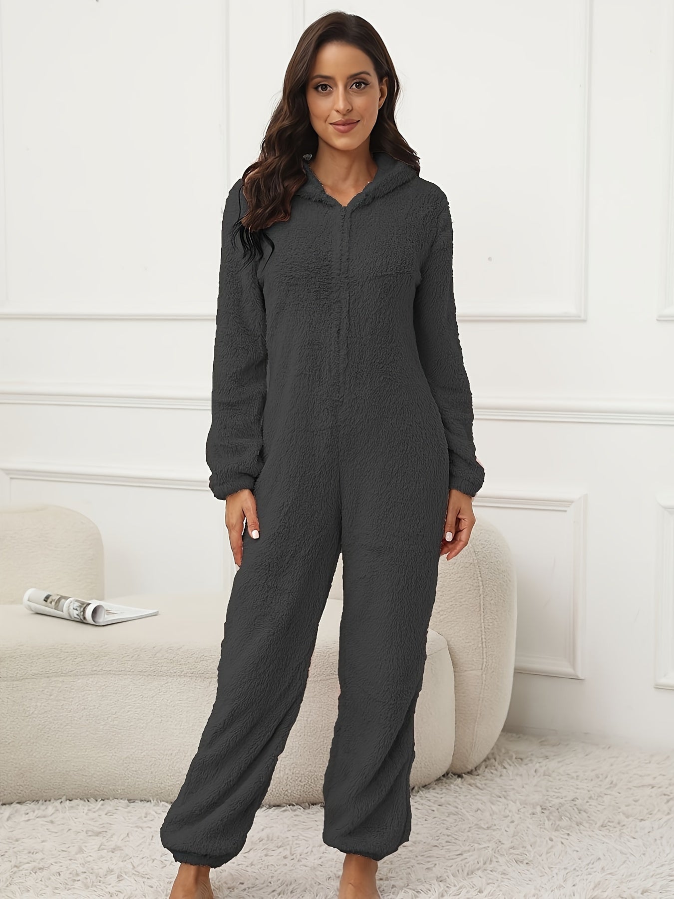 Leyorae | Einfarbiger Flauschiger Kapuzen-Lounge-Overall
