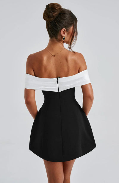 Finja - Süßes Kleid mit Schleife