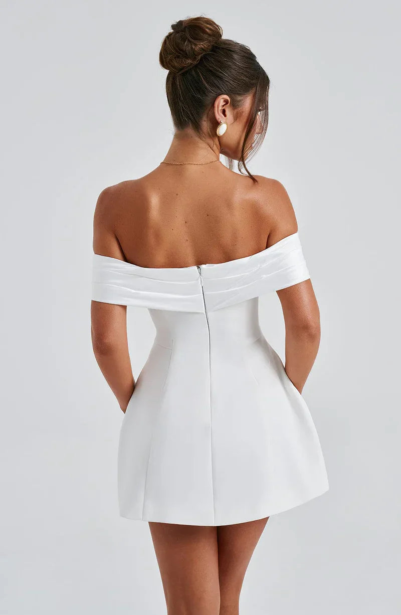 Finja - Süßes Kleid mit Schleife