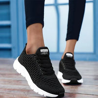 Luiza | Modische und minimalistische Sommer-Sneakers – Stil 2