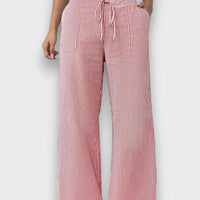Karina – Hose mit feinen Streifen – Rosa