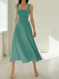Verenar | Einfaches Kleid für Damen – Tiefes Salbei-Grün