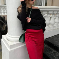 Margiela Maris Sommerpullover | Leichter asymmetrischer Pullover mit U-Boot-Ausschnitt für Damen – Schwarz