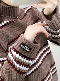 Alina | Moderner Kragenpullover für Wintertage – Braun