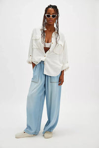 Elke | Weite Lyocell-Hose mit Kordelbund – Hellblau
