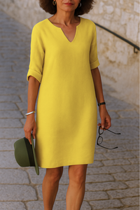 Elvy | Elegantes Kleid mit V-Ausschnitt – Gelb