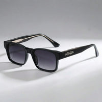 Nala | Quadratische Premium-Sonnenbrille – Schwarz