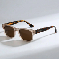 Nala | Quadratische Premium-Sonnenbrille – Grau Leopard