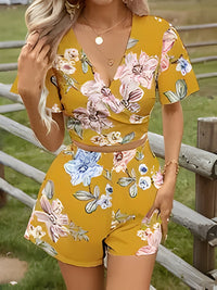 Jianna | Tropische Shorts mit Blumendruck für Frauen – Gelb
