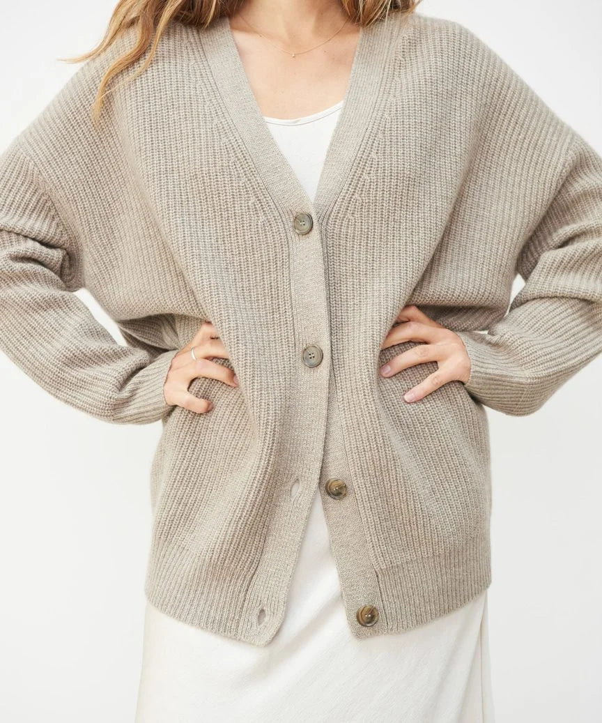 Eyshaela | Stilvolle Kaschmir-Strickjacke – Eleganz und Komfort vereint