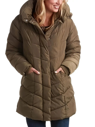 Keytharae | Plüschsteppjacke mit Reißverschluss und Kapuze in Übergröße
