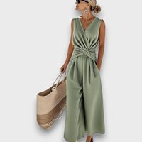 Selena – Sommerlicher Jumpsuit ohne Ärmel – Salbei