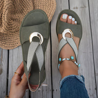 Toriae - Riemchensandalen mit Ring-Detail – Grün