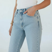 Straight Leg Jeans für Damen mit Glitzersteinen – Hellblau