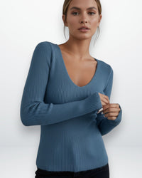 Slim Fit Strickpullover für Damen mit tiefem Rundhalsausschnitt – Blau