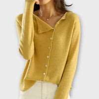 Paige – Weicher Cardigan mit asymmetrischer Knopfleiste – Gul