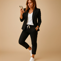 Aletha - Eleganter Damenblazer mit Hose – Schwarz