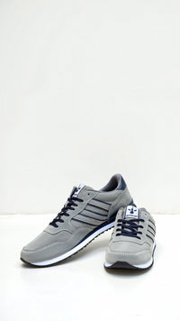 Vishalet Sportliche Sneakers – Grau