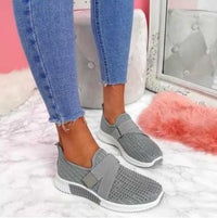 Sneaker für Damen - Leichte Sommerschuhe mit Fußbett für heiße Tage – Grau