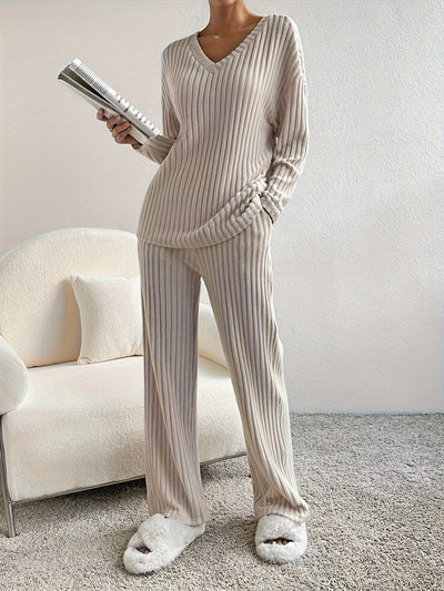 Annie - Gestricktes Lounge-Set mit Rippenmuster und V-Ausschnitt