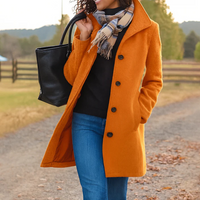 Helga | Klassischer Wintermantel mit Knopfleiste – Orange