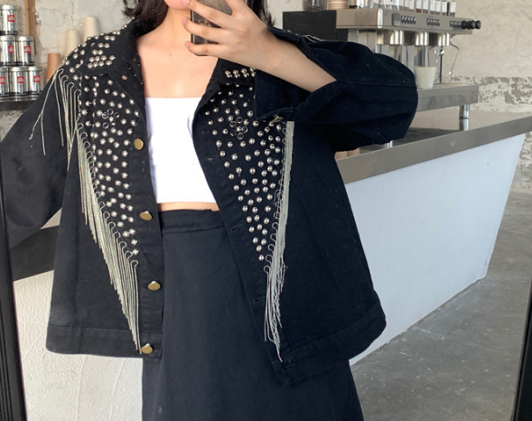 Oversized-Jeansjacke mit Blumendruck und Fransen