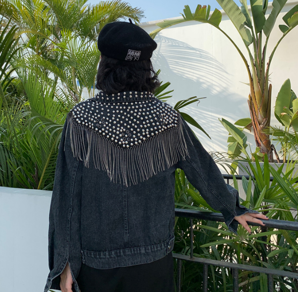 Oversized-Jeansjacke mit Blumendruck und Fransen
