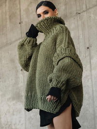 Fiya | Warmer, flauschiger, langer Rollkragenpullover für Damen – Olivgrün