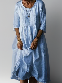 Carolien | Maxikleid mit lockerer runder Ausschnitt – Blau