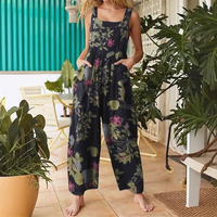Mirela | Luftige Latzhose mit Blumenmuster – Schwarz