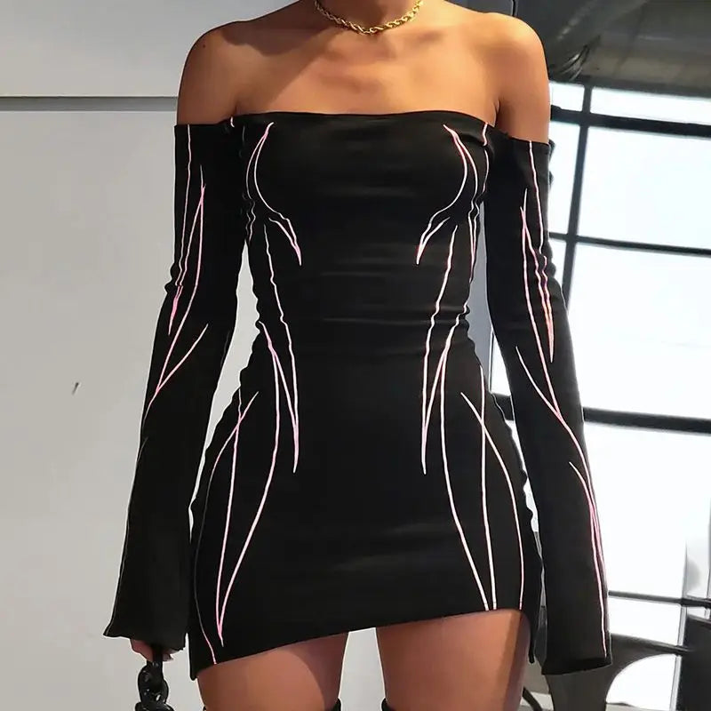 Cressida - Schulterfreies Minikleid mit langen Ärmeln