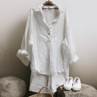 Jaila | Vintage-Bluse mit V-Ausschnitt und Knöpfen – Weiß
