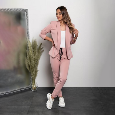 Amber Classy 2-teiliges Set - Ein schicker 2-teiliger Anzug für die moderne und anspruchsvolle Frau