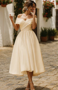 Elegantes Schulterfrei Brautkleid für Damen | Midi – Beige