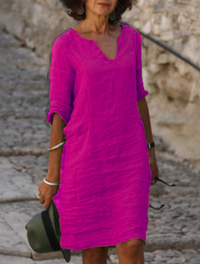 Noelle | Zeitloses V-Ausschnitt Kleid mit Bauchbedeckung – Rosa