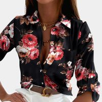 Romina - Hemdbluse mit Blumendruck - Elegante Bluse mit entspanntem Schnitt – Schwarz Rot