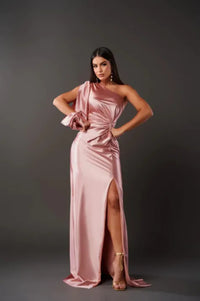 Damen-Abendkleid mit One-Shoulder-Form | klare Linienführung – Rosa