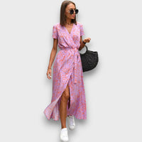 Liorah – Wickelkleid mit Sommercharme – Violett