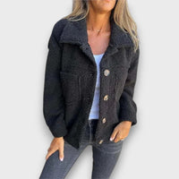Yarila – Kuschelige Jacke – Schwarz