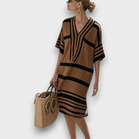 Sorelia – Strandkleid mit Streifen – Dunkelbraun