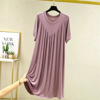 Irene Superweiches, lockeres Pyjama-Kleid – Lila